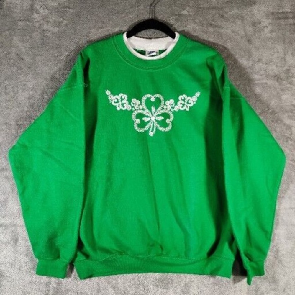 PFI Fashions Sweatshirt Women's XL green White shamrocks Theme Grannycore